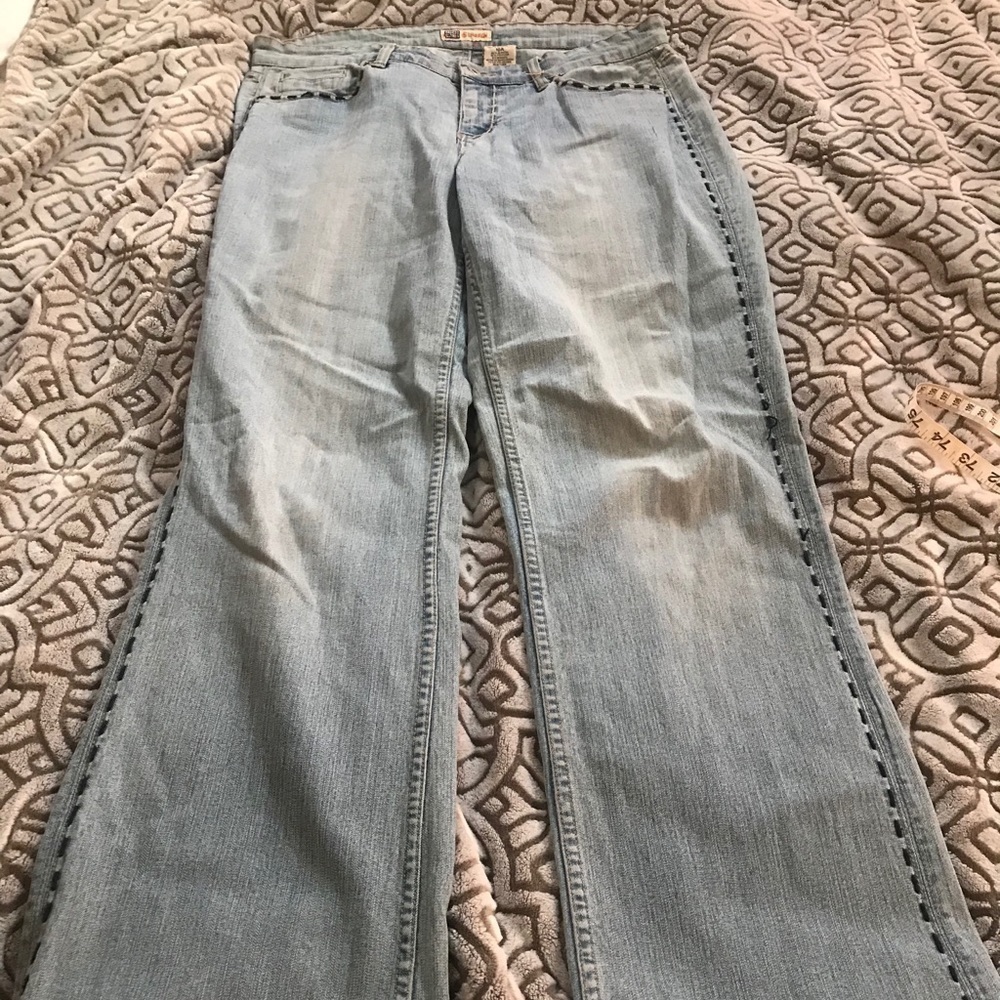 Women's Blue Jeans Size 10A W/ Exsposed String